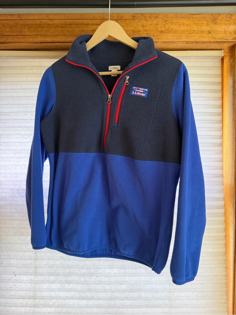 L.L. Bean woman’s  Two-Tone Navy & Royal Blue Quarter-Zip Fleece small 0268